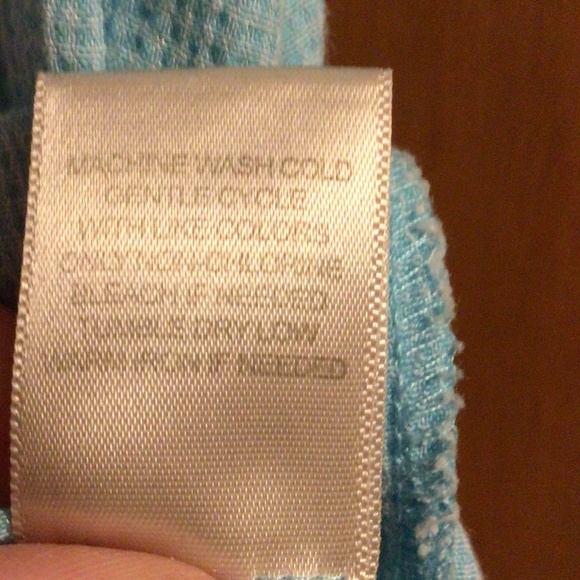 Light Blue Short Sleeve Button Down Top with Hidden Buttons - Picture 5 of 5